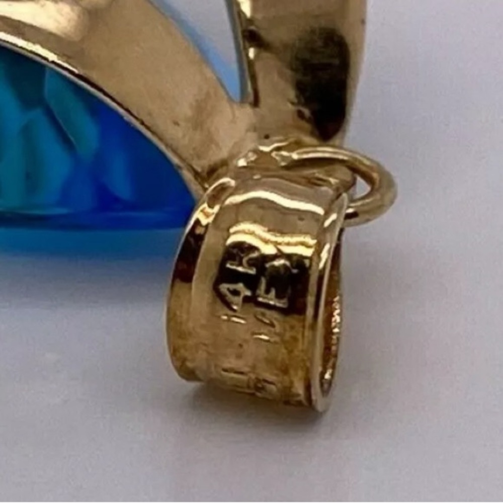 14k yellow gold, 6 carat blue topaz pendant - Picture 6 of 6
